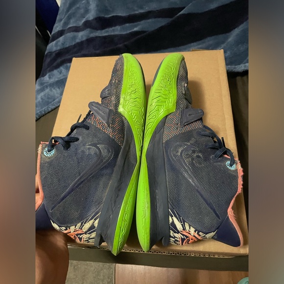 Nike Kyrie 7 Midnight Navy Size 12 - Picture 7 of 11